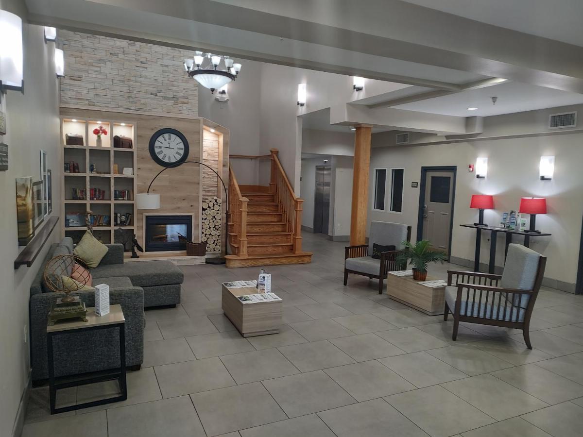 Country & By Radisson, Hinesville, Ga Hotel