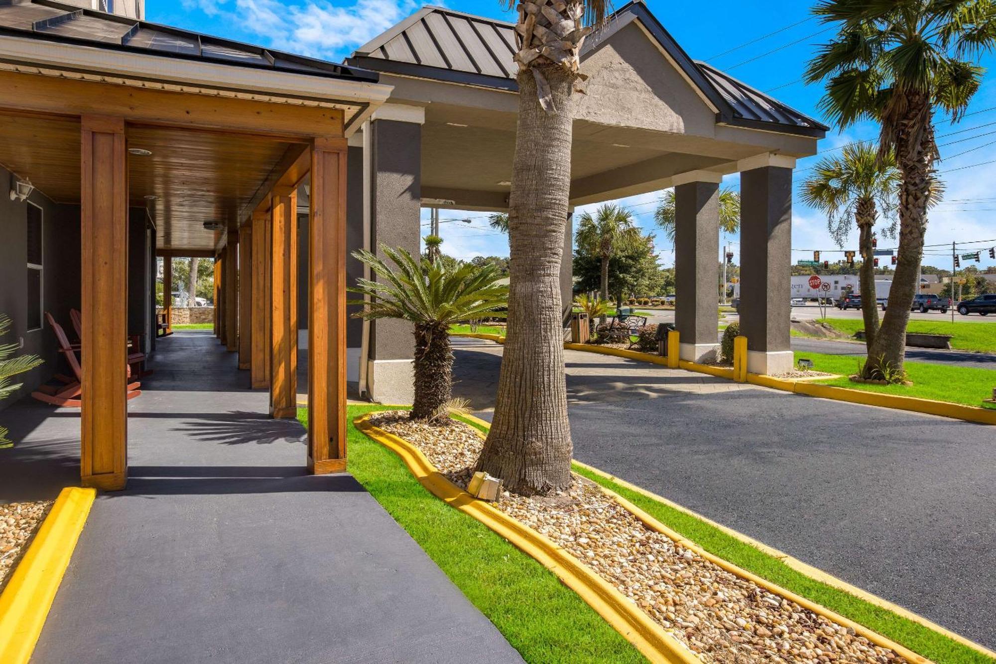 Country & By Radisson, Hinesville, Ga 3* Hinesville