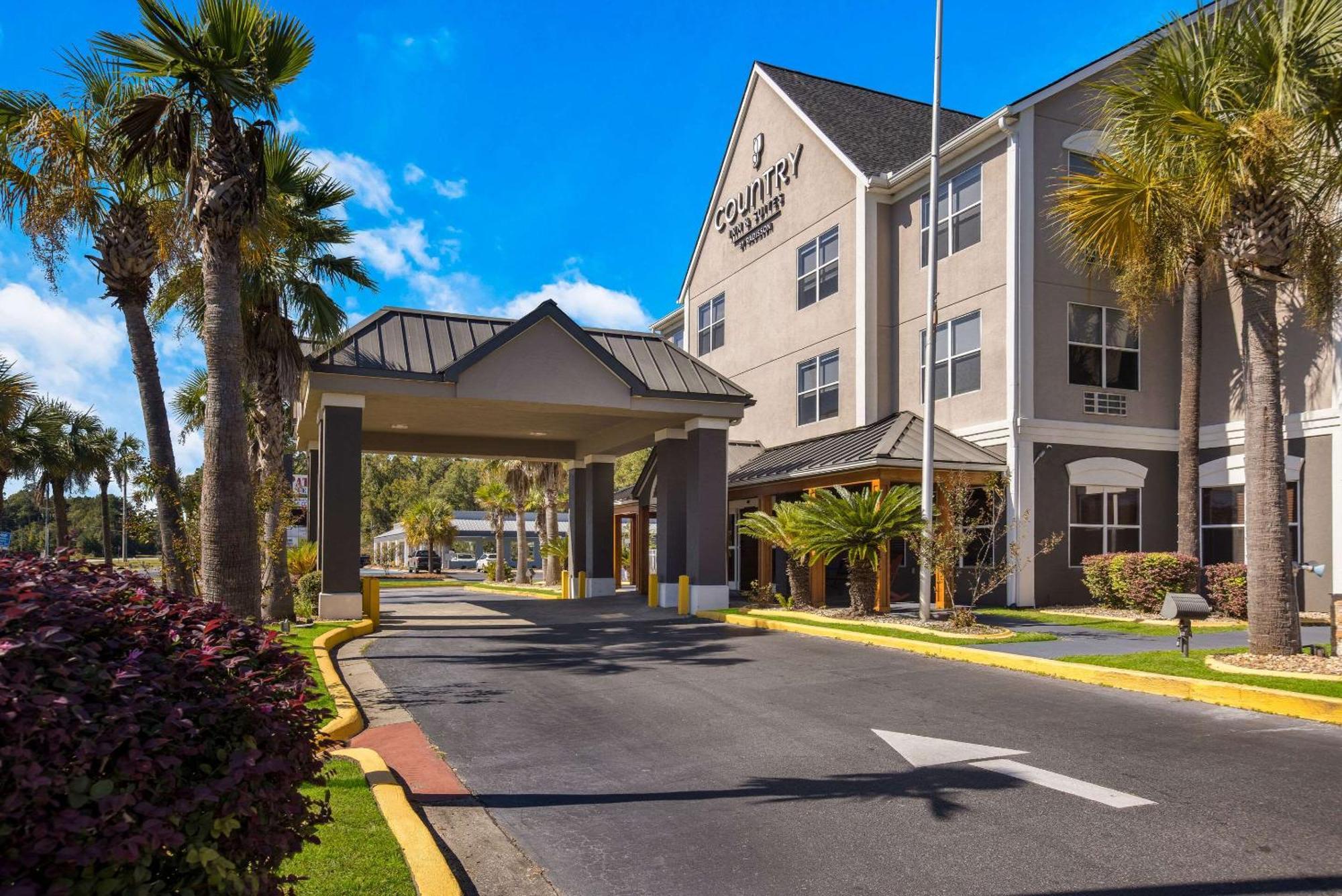 Country & By Radisson, Hinesville, Ga 3* Hinesville