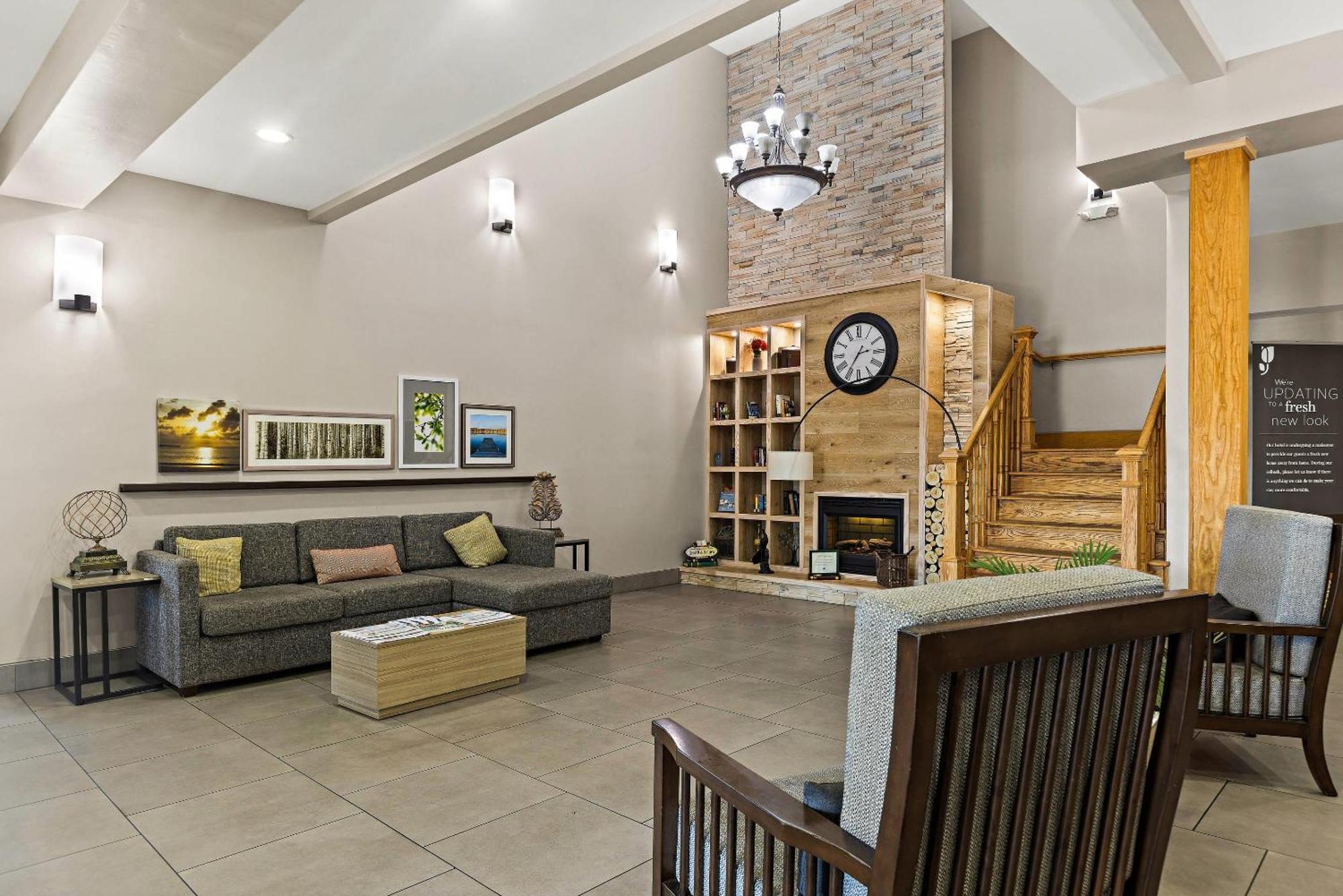Hotel Country & By Radisson, Hinesville, Ga 3*
